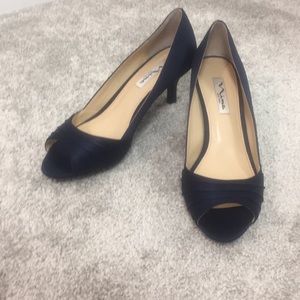 Navy, Nina New York heel